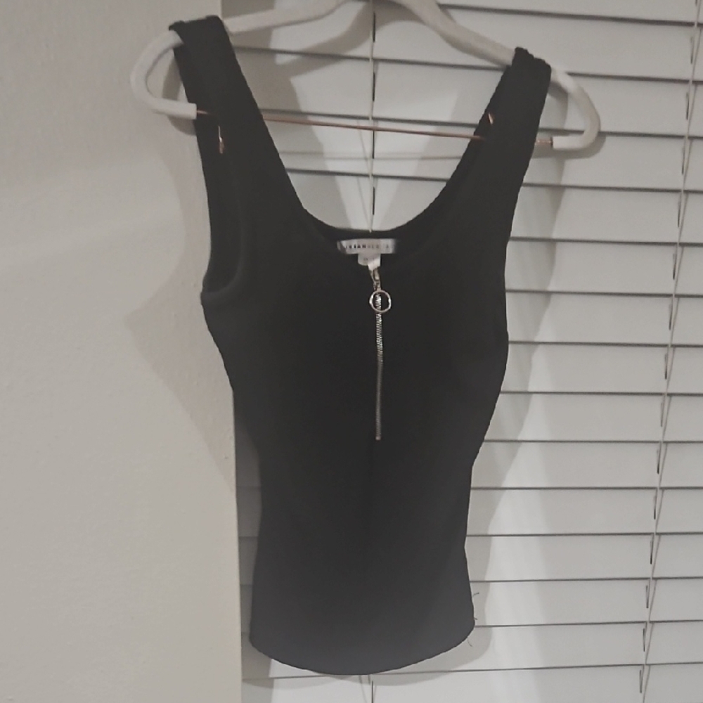 Urban Heritage Black Tank Top with Front Zipper